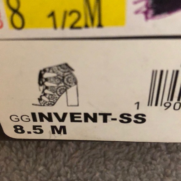 NWT đź‘ Guess heels black lace pattern - Picture 13 of 14